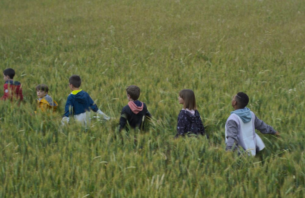 EP1 1 © What's Up Films